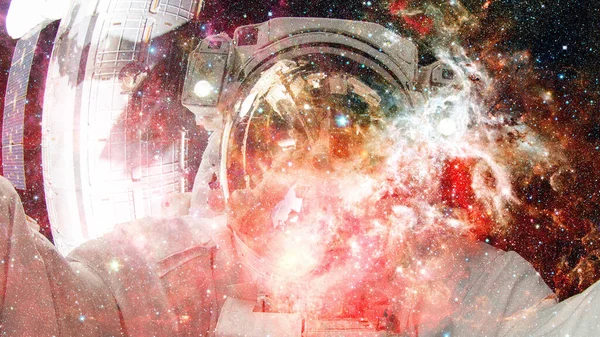 Astronauta Espacio Exterior Arte Ciencia Ficción Elementos Esta Imagen Proporcionados — Foto de Stock