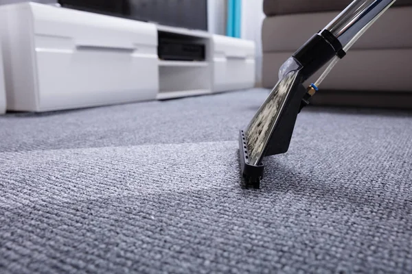 Close Vacuum Cleaner Grey Carpet — Stok Foto