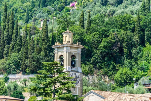 Prachtige Gebouwen Aan Het Gardameer Italië — Stockfoto