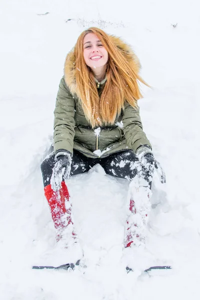 Girl Snow — Stok fotoğraf