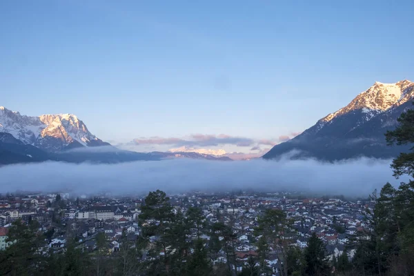 Krajobrazy Zdjęcia Garmisch Partenkirchen Wiosną — Zdjęcie stockowe