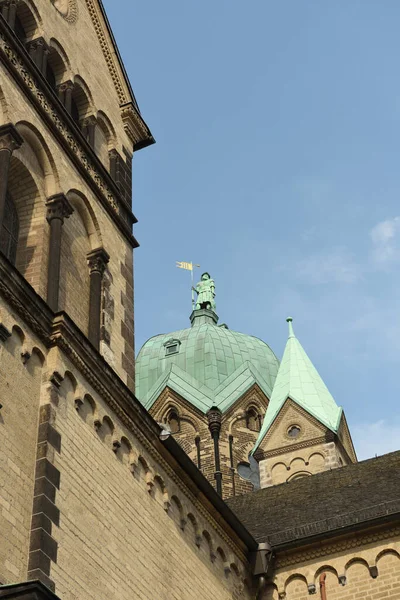 Quirinus Minster Uma Igreja Estilo Transição Renana Baixo Rinoceronte Marco — Fotografia de Stock