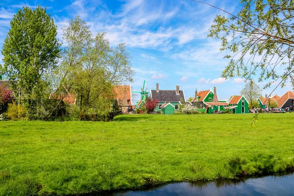 Ανεμόμυλοι Στο Zaanse Schans Στις Κάτω Χώρες Της Ευρώπης — Φωτογραφία Αρχείου