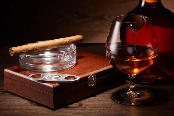 Still Life Bottle Cognac Box Cigar Glass Cognac Standing Table — Stock Photo, Image