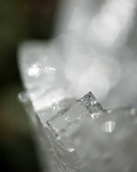 Fondo Hielo Abstracto Pequeños Carámbanos Cristales Hielo —  Fotos de Stock