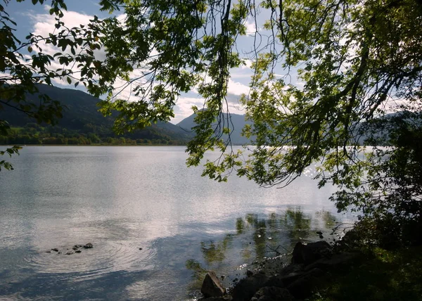 ミベルゲン湖を背景に — ストック写真