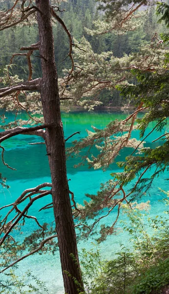 Lago Cor Turquesa Coração Áustria — Fotografia de Stock