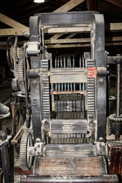 古い木造電車の車輪 — ストック写真