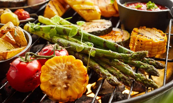 Sane Verdure Fresche Estive Grigliate Barbecue All Aperto Giardino Con — Foto Stock