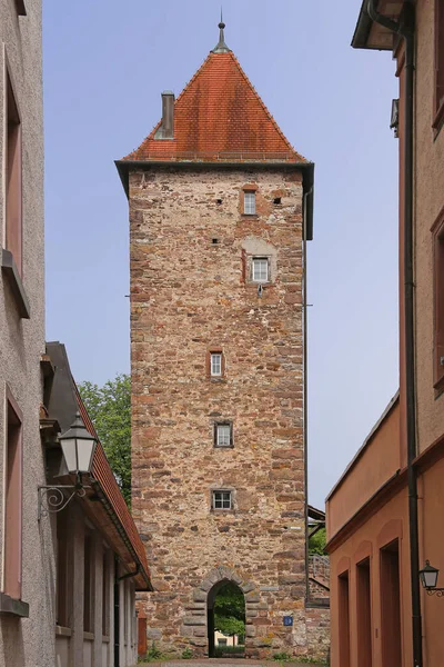 市内中心部のヴィリンゲンにある皇帝塔 — ストック写真
