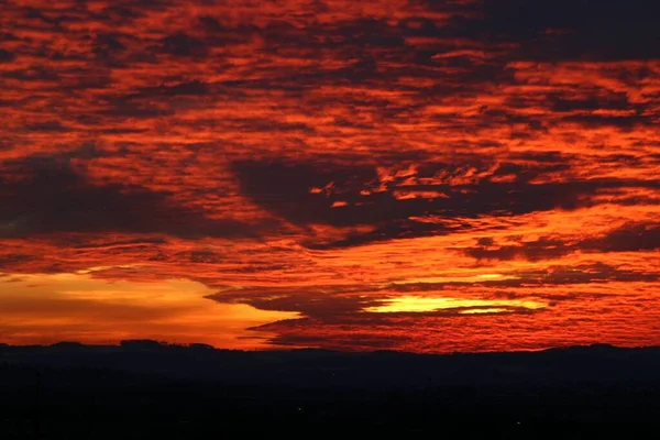 Zachód Słońca Niebo Chmurami Słońcem — Zdjęcie stockowe