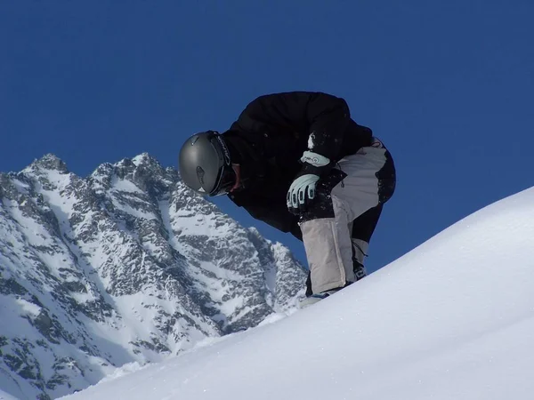 Skifahrer Den Bergen — Stockfoto