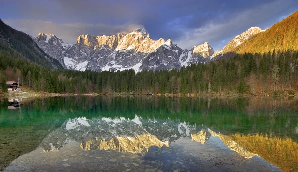 Lake Fusine Italien 2005 — Stockfoto