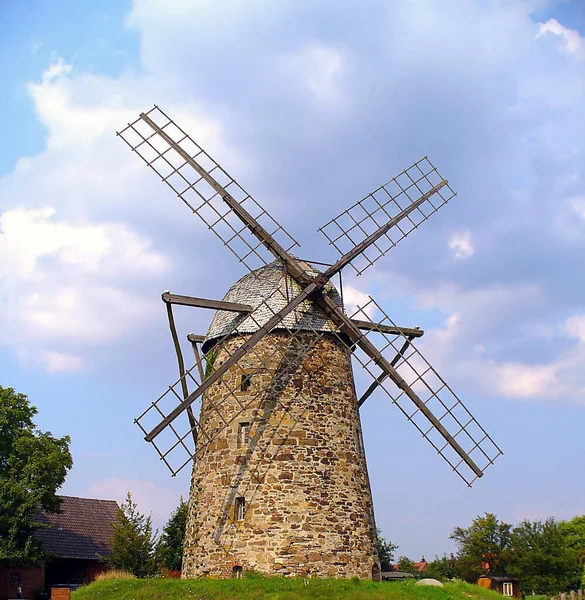 ミンデン ウェストファリア近くの歴史的な風車 — ストック写真