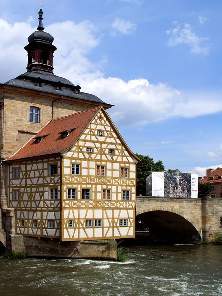 Poloroubený Dům Bambergu — Stock fotografie