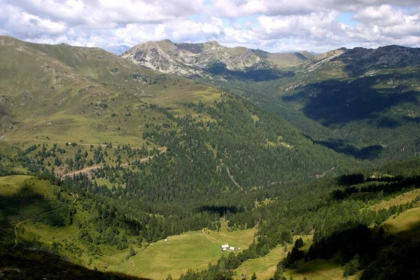 Festői Kilátás Gyönyörű Alpok Táj — Stock Fotó