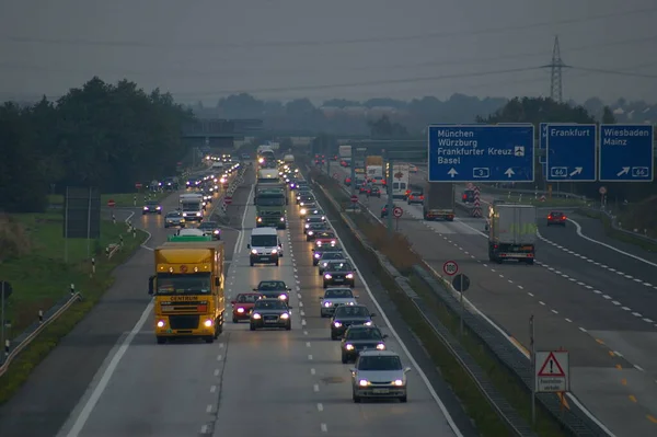 Gece Otoyolda Trafik Vardı — Stok fotoğraf