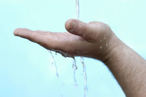 Lavare Mano Acqua Dal Rubinetto — Foto Stock