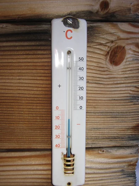 Hőmérő Hidegben — Stock Fotó