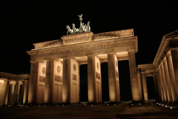 Gece Brandenburg Kapısı — Stok fotoğraf