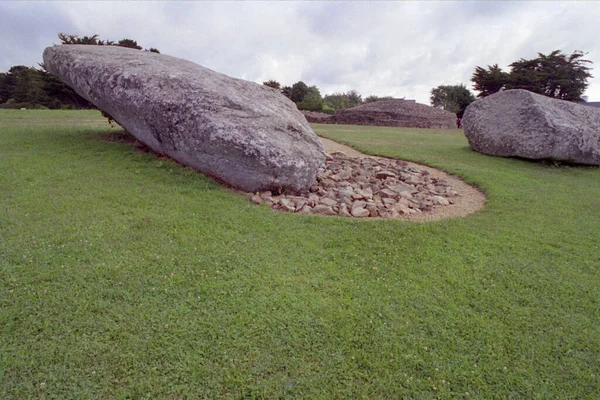 Zlomený Menhir Locmariaquer Morbihan Department Brittany Francie Pobřeží Atlantiku Západní — Stock fotografie