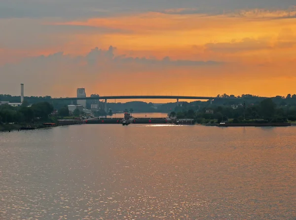 Puesta Sol Sobre Río — Foto de Stock