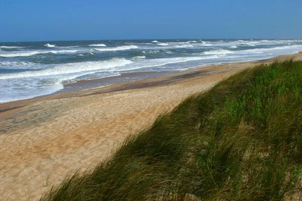 海岸线景观 夏季自然假期 — 图库照片