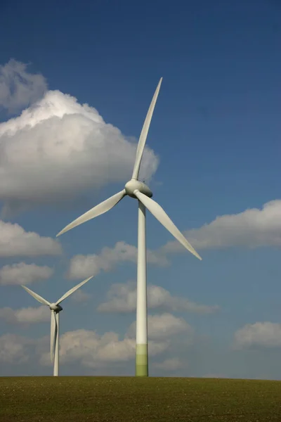 Větrné Turbíny Alternativní Větrný Mlýn Elektrotechnika — Stock fotografie