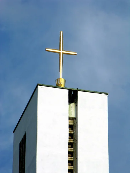 Ein Moderner Kirchturm — Stockfoto