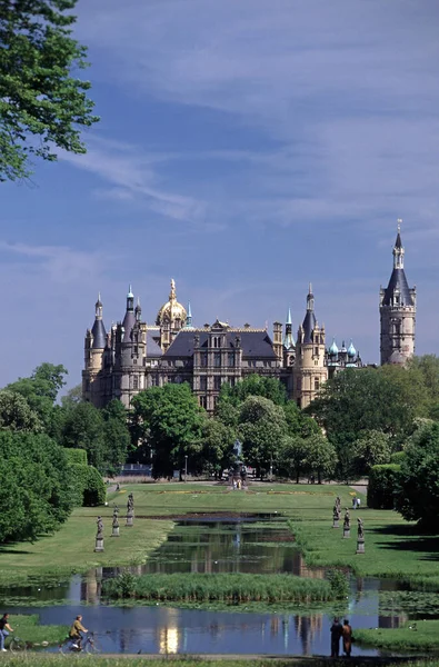 Das Schweriner Schloss Wurde Auf Einer Künstlichen Insel Schweriner See — Stockfoto