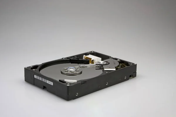 Beyaz Arkaplandaki Sabit Disk Sürücüsü — Stok fotoğraf