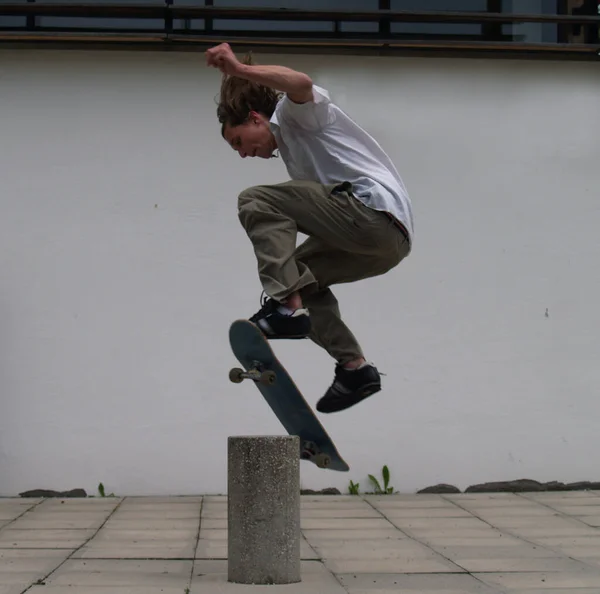 Young Man Jumping Street — Stock Photo, Image