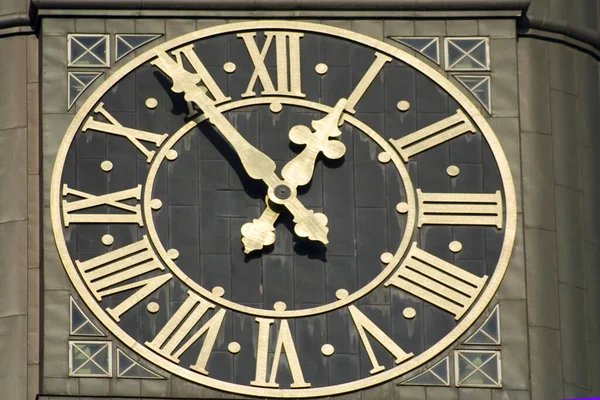 Szenischer Blick Auf Die Christliche Kirchenarchitektur — Stockfoto