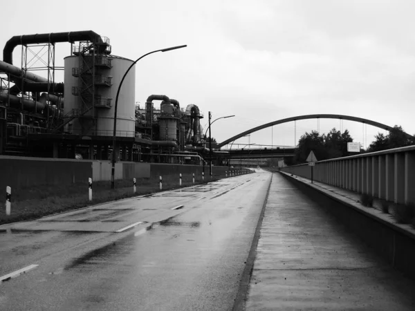 Zwart Wit Foto Van Oude Fabriek — Stockfoto