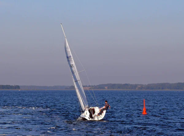 Zeilboot Zeiltocht Waterscooter — Stockfoto