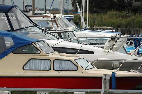 Boote Wasser Transport Von Wasserfahrzeugen — Stockfoto