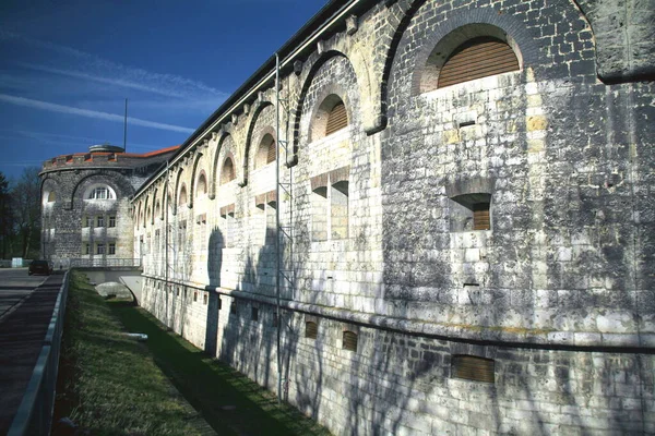 Den Gamla Kyrkan Staden Pesten — Stockfoto