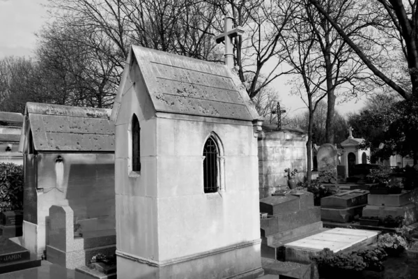 Черно Белое Изображение Кладбища — стоковое фото