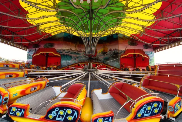Carrusel Carnaval Parque Atracciones —  Fotos de Stock