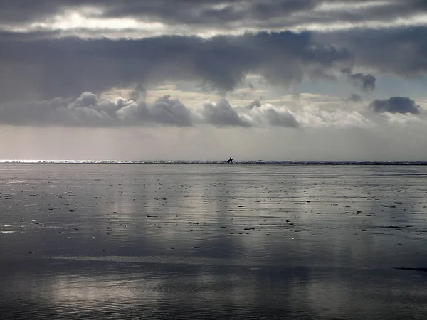 Dramatische Stormachtige Wolken Boven Zee — Stockfoto