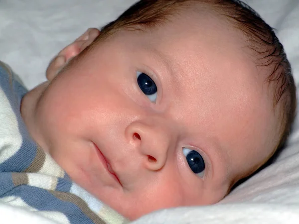 Retrato Bebé Lindo — Foto de Stock