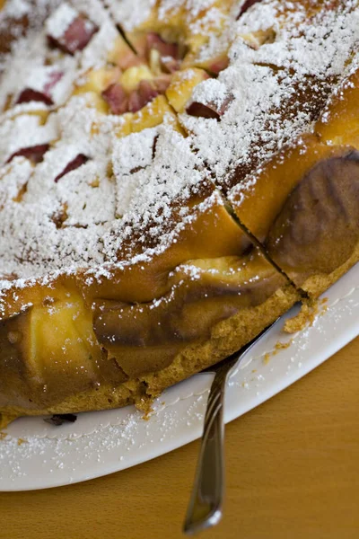 Leckeren Kuchen Auf Hintergrund Nahaufnahme — Stockfoto