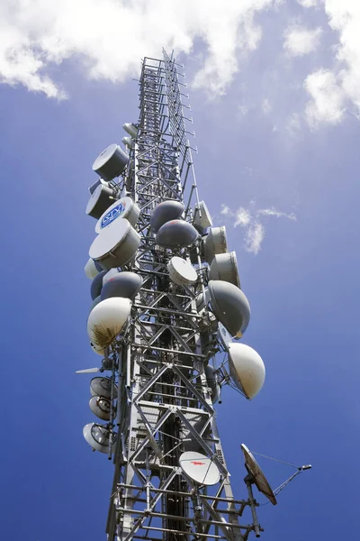 Tour Télécommunication Avec Antennes Sommet Ciel — Photo