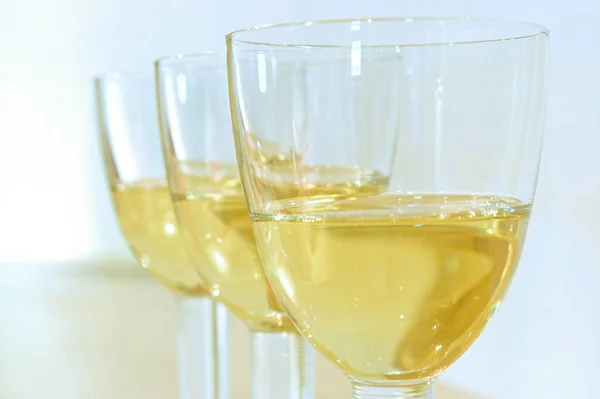 Bicchiere Champagne Sfondo Bianco — Foto Stock