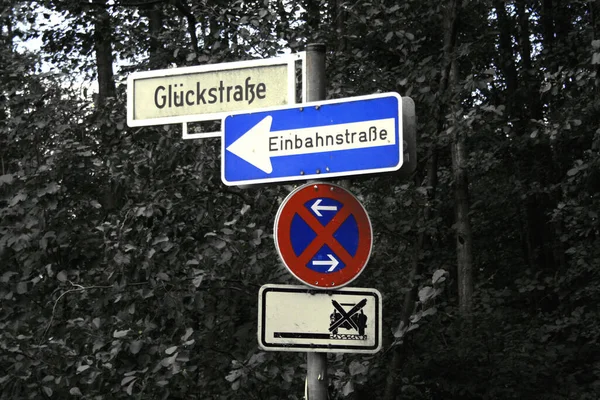 Glück Führt Eine Einbahnstraße — Stockfoto