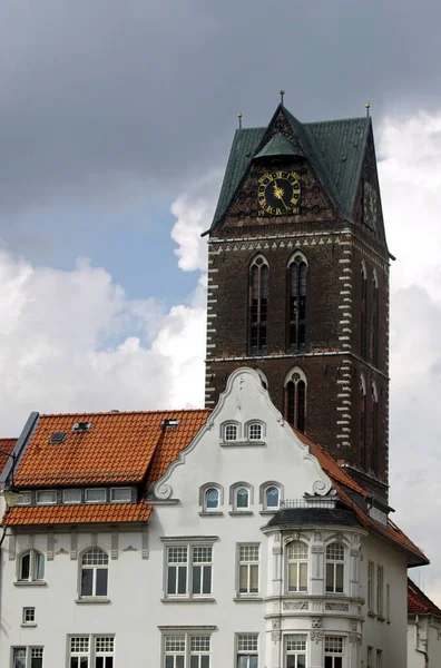 Vacker Utsikt Över Gamla Kyrkan — Stockfoto