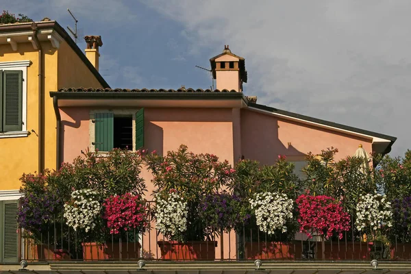 Bardoino House Lake Garda — стоковое фото