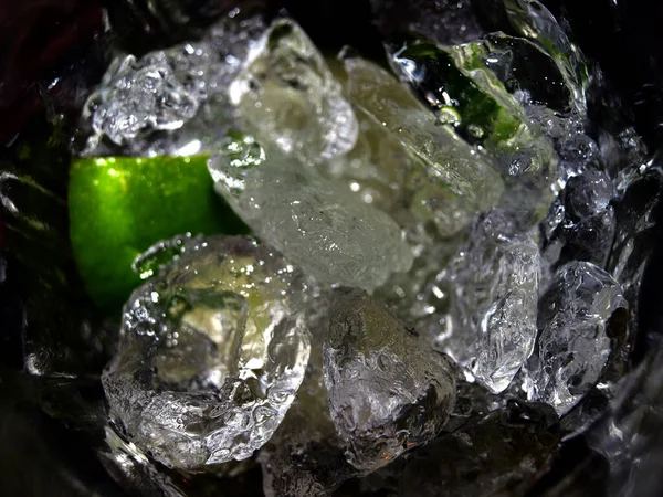 Cubitos Hielo Con Burbujas — Foto de Stock