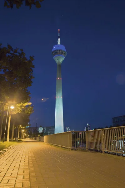 Torre Del Rin Por Noche — Foto de Stock