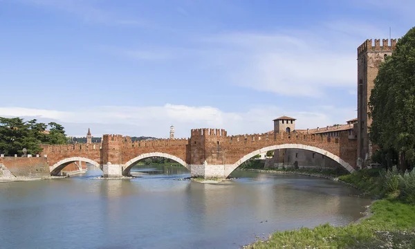 Ponte Scaligero Verona —  Fotos de Stock
